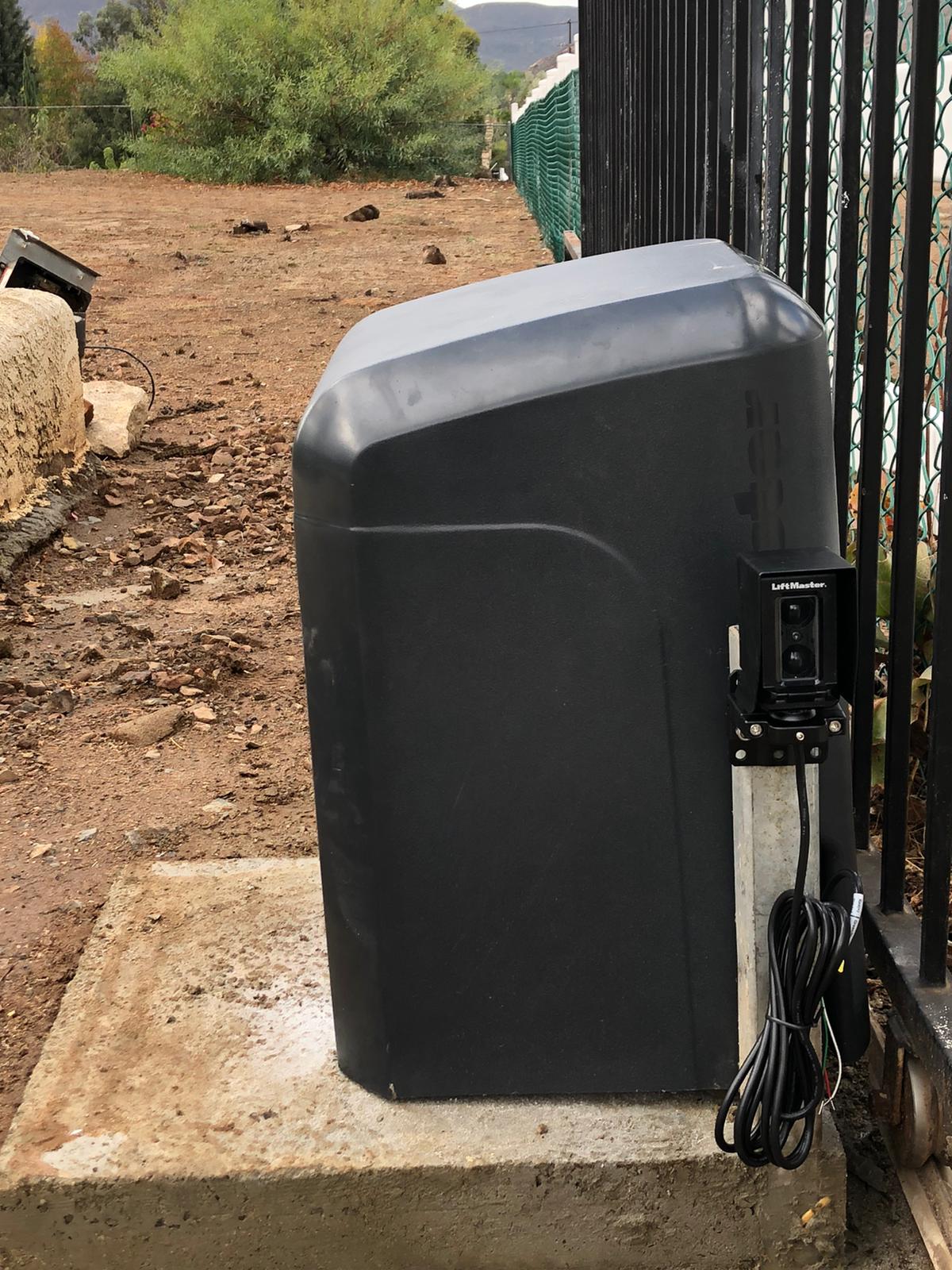 Commercial Gate Install